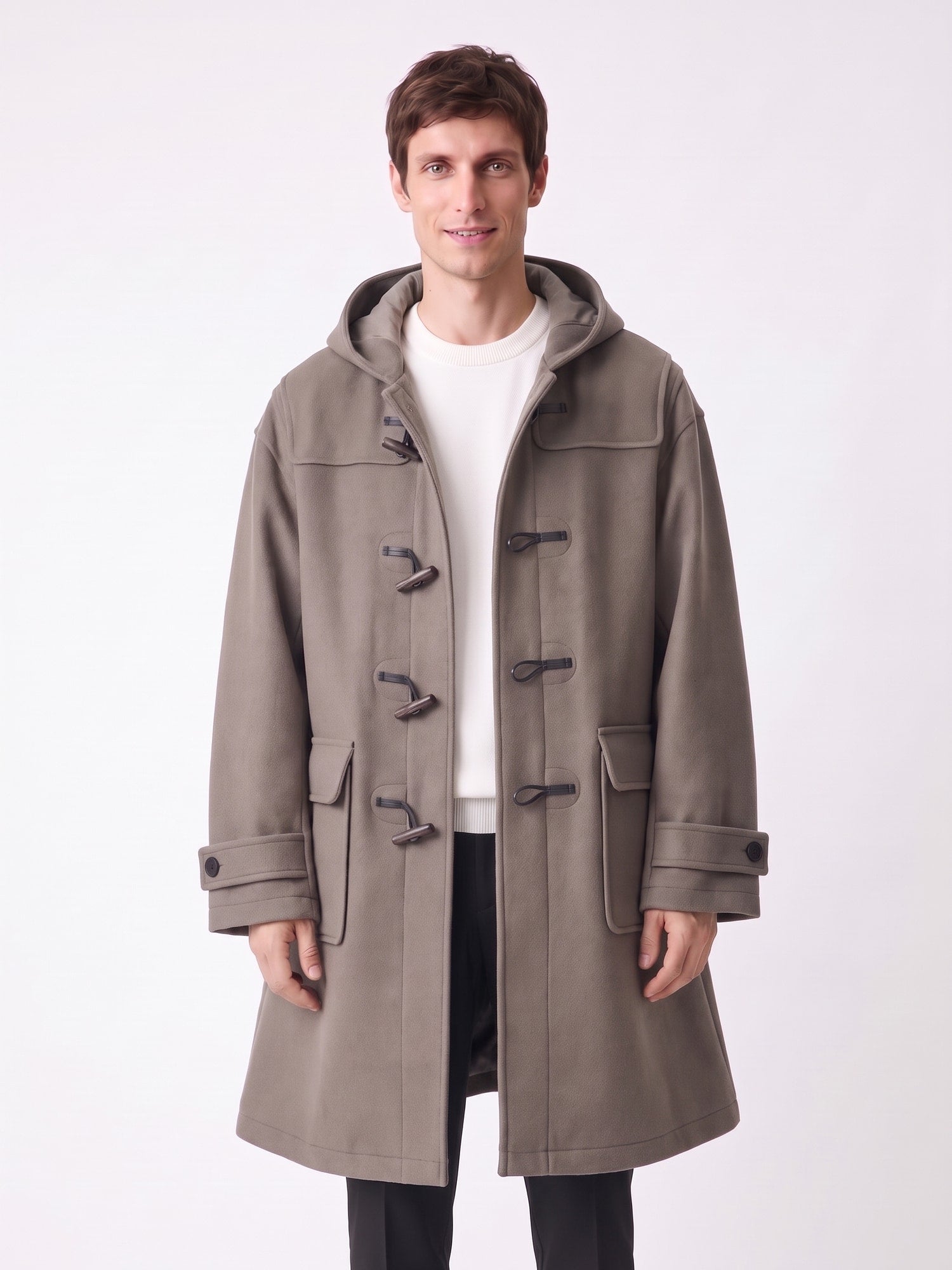 AUENのクラシカルダッフルコート（グレージュ）