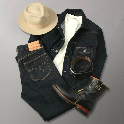 フラットヘッドの服