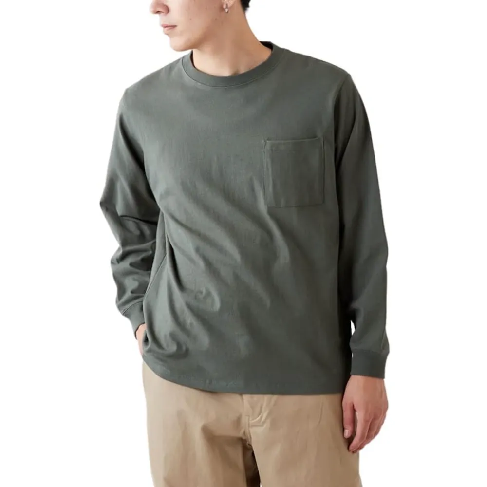 グッドウェアの長袖ポケットTシャツ