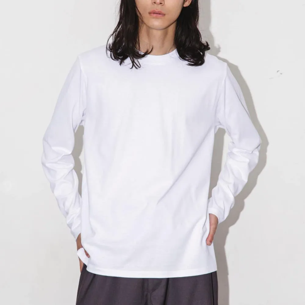 ナノ・ユニバースの長袖Tシャツ